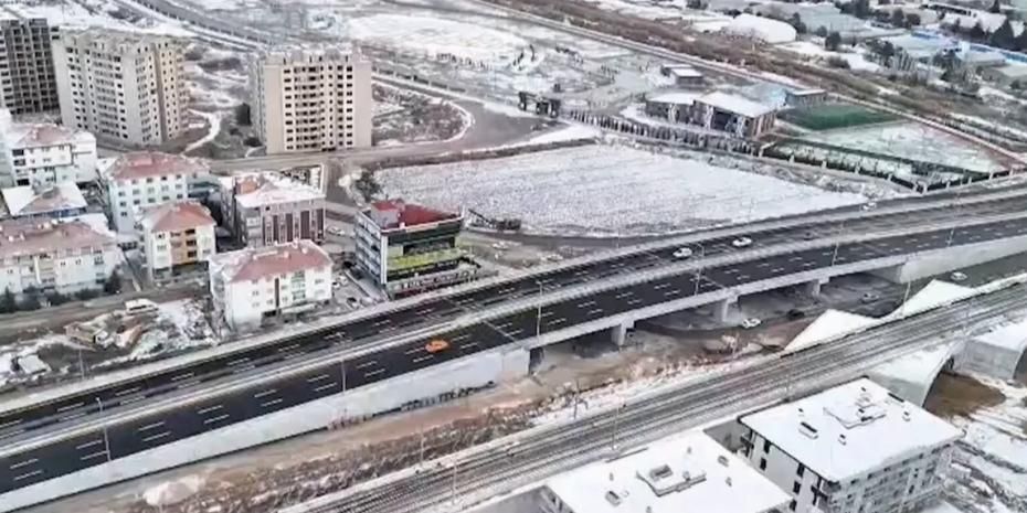 Başkentte trafiği rahatlatacak köprü açıldı