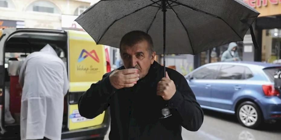 Kaynar ikramı Mersinlilerin içini ısıttı