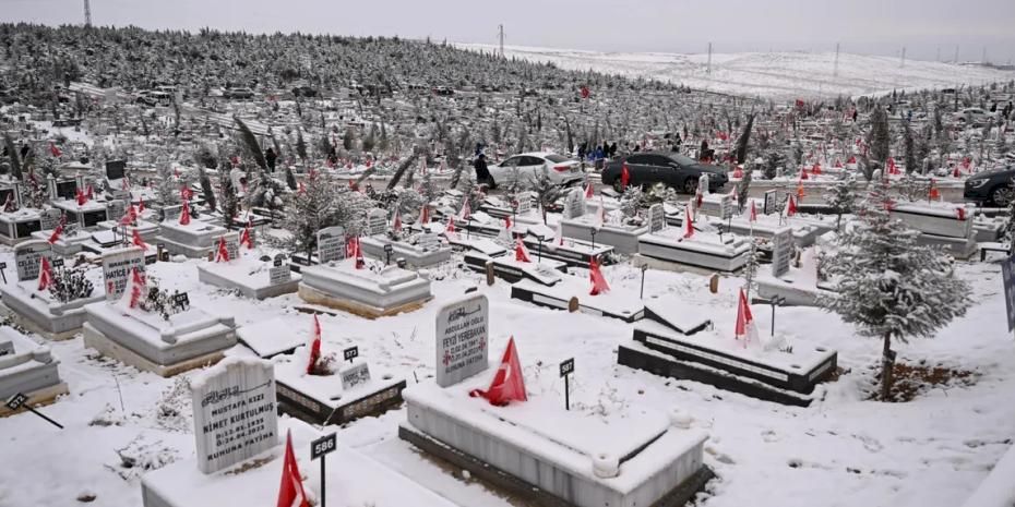 Malatya Büyükşehir acılı günlerde de vatandaşın yanında