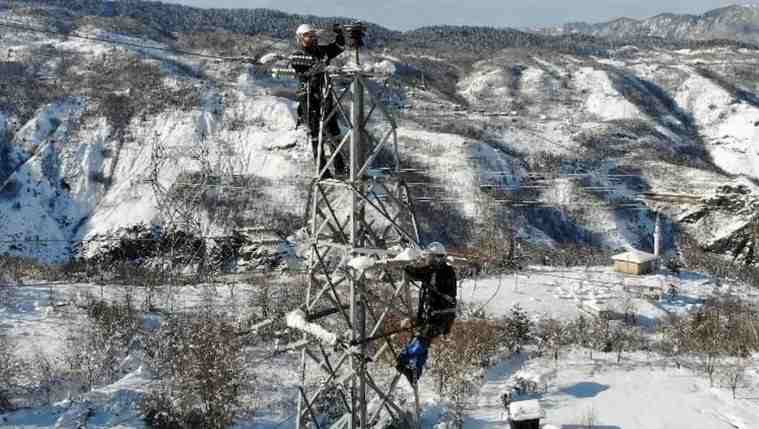 Çoruh EDAŞ, Yoğun Kar Yağışında Kesintisiz Enerji İçin Sahada