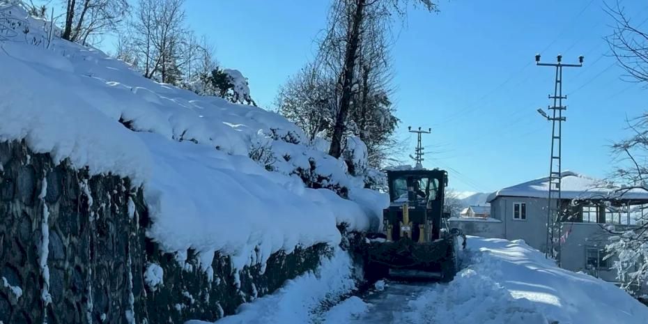 133 köye ulaşım yok! Trabzon'da kar seferberliği