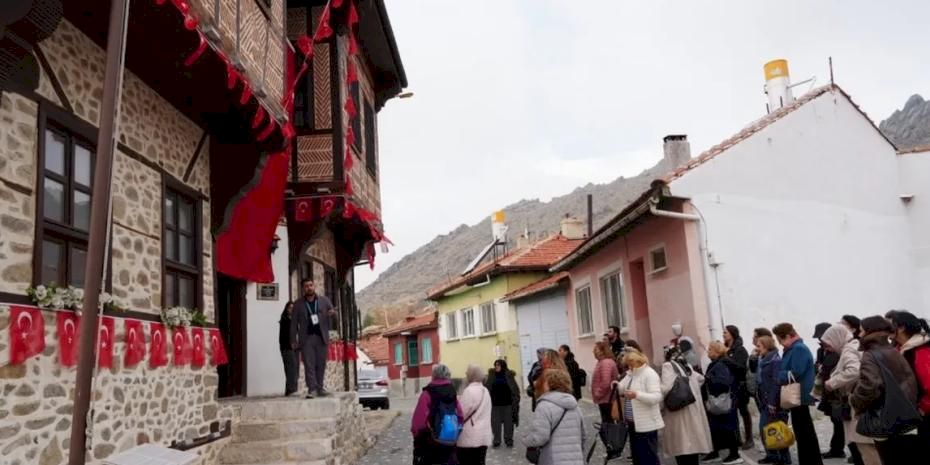 Eskişehir'de kadınlar kültürel mirasıyla buluşuyor