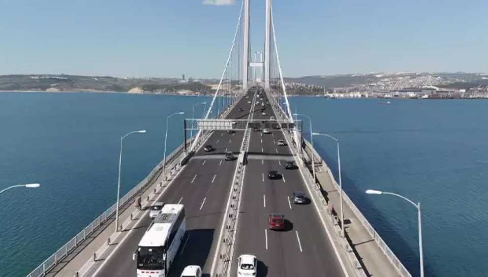 2025 yılında köprülerden 1 milyar 122 milyon araç geçti