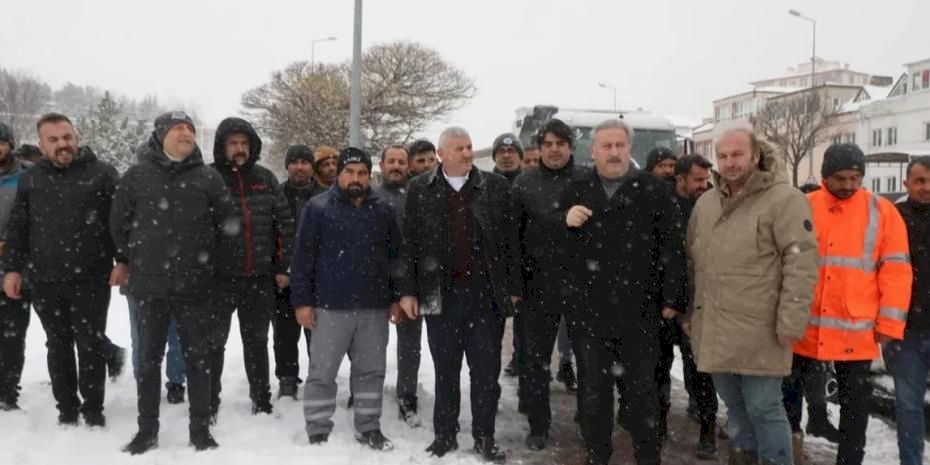 Kayseri Melikgazi'den yoğun kar mesaisi