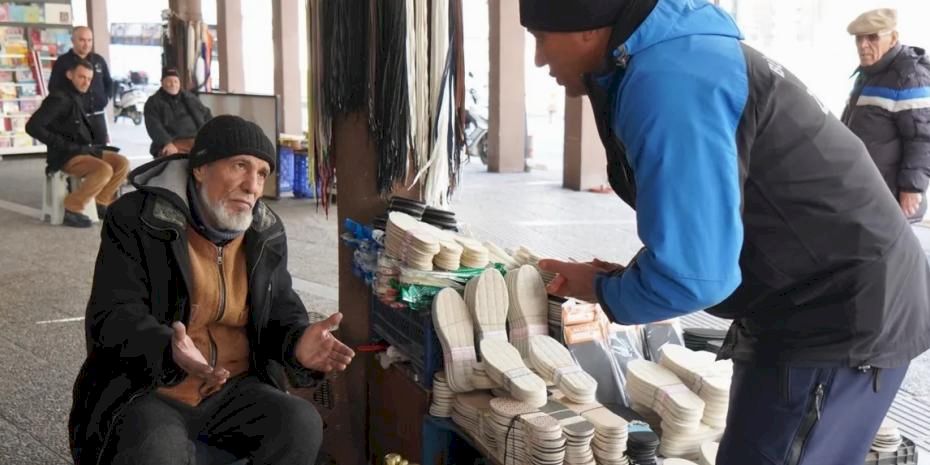 Balıkesir’de emekçi vatandaşa Başkan Akın’dan destek