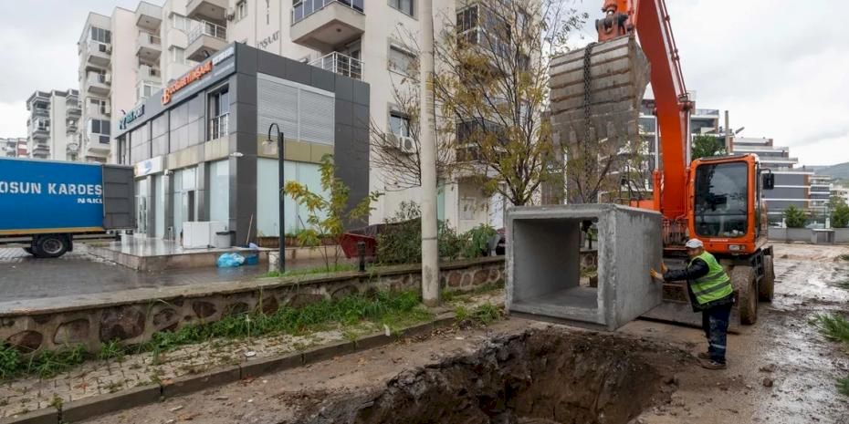 İzmir'de Karşıyaka ve Çiğli’de taşkınlara karşı 410 milyon liralık dev yatırım
