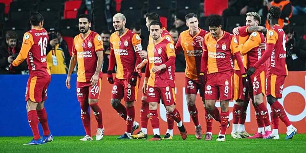 Galatasaray 4 -1 Trabzonspor (Maç Sonucu) Turkcell Süper Kupa'da ilk finalist Galatasaray!