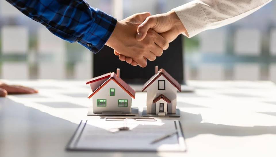 Konutta denge değişti! Yatırımcı düştü, oturum arttı