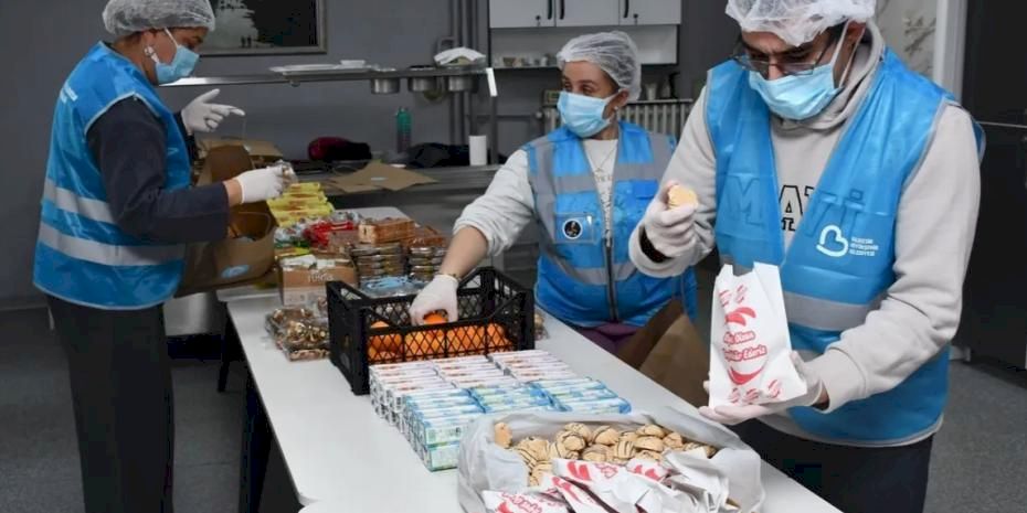 Balıkesir’de çocuklara beslenme desteği sürüyor