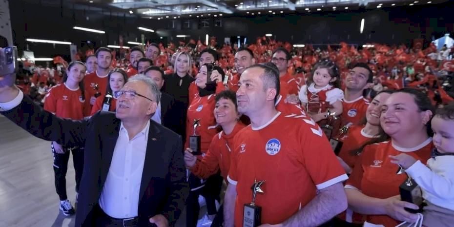 Kayseri Büyükşehir şehri spor merkezine döndürdü