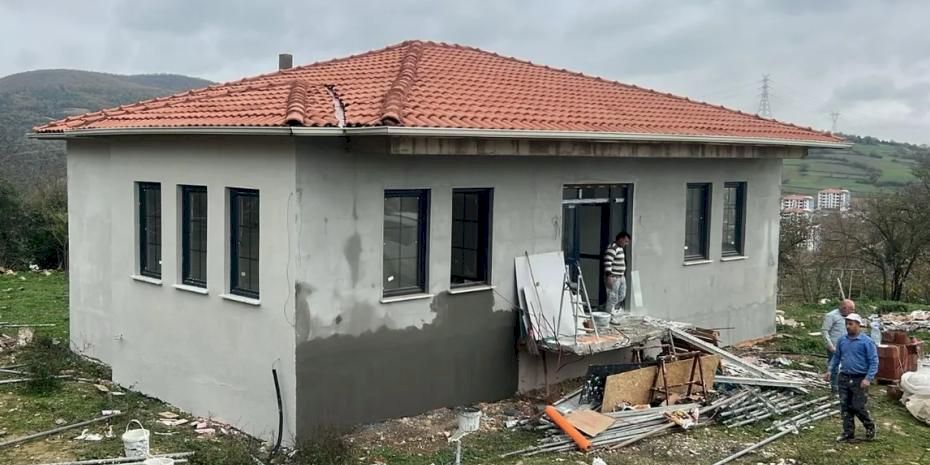 İzmit'te Sekbanlı'da hizmet binası yeniden hayat buluyor