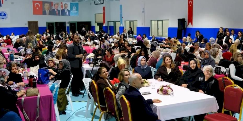 Gebze'de 'İlham Veren Kadınlar Buluşması'na ilgi