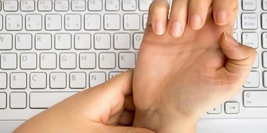 Bilgisayar başında uzun zaman geçirenler dikkat