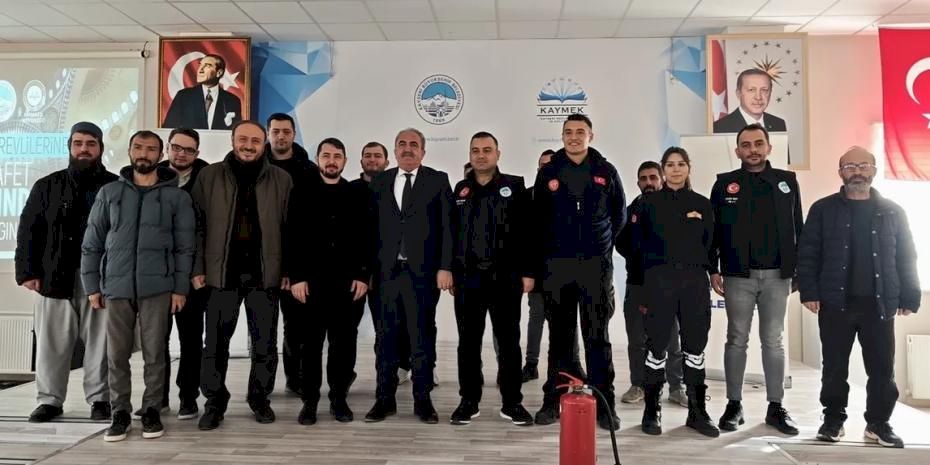 Kayseri itfaiyesinden iki ilçede afet yönetim eğitimi