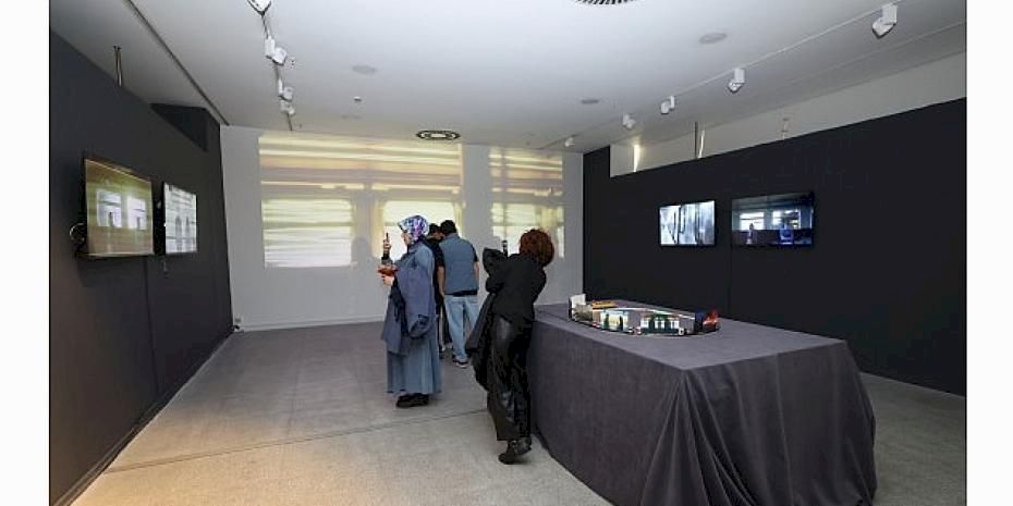 Galeri Cennet'te 'Fijital Kapılar' Sergisi Açıldı