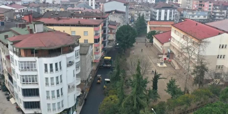 Ordu Ünye’de eğitime giden yollar asfaltla buluştu