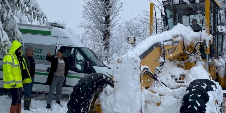 Ordu’da kar mesaisi! 457 mahallenin yolu açıldı