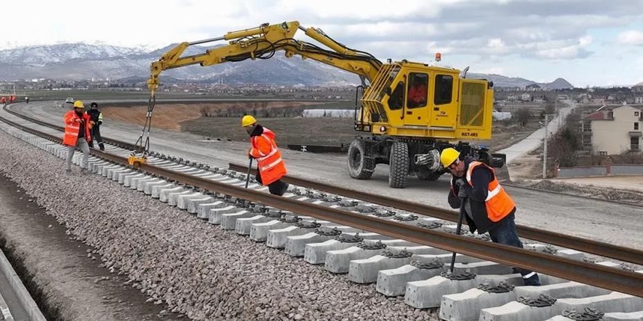 Ankara–İzmir Hızlı Tren hattında hummalı çalışma