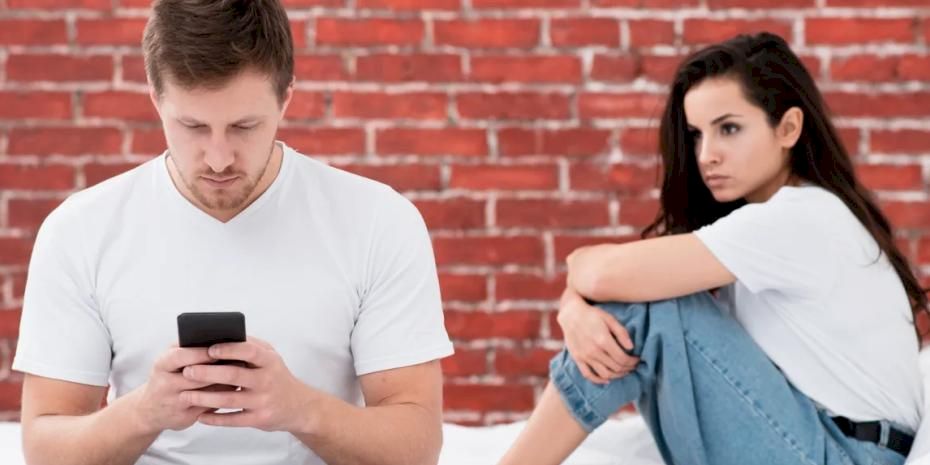 Yapay Zekaya İlişkinizdeki Sorunları Anlatmayın