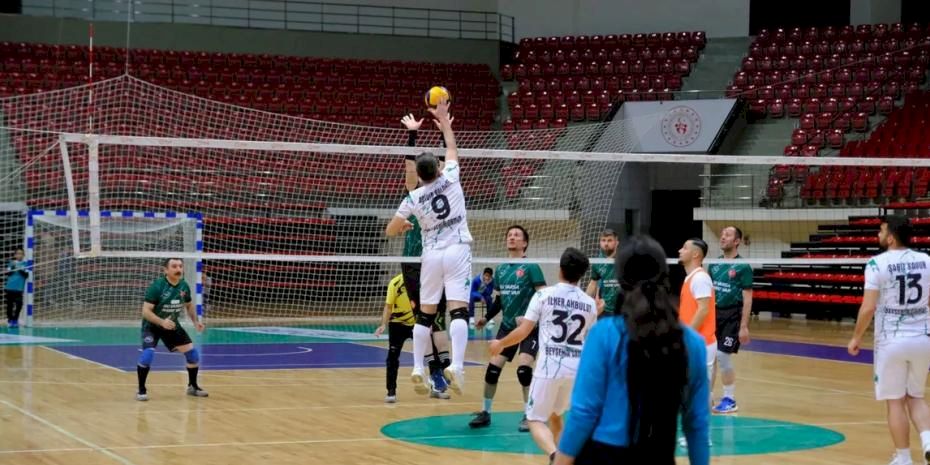 Konya'da kurumlar arası voleybol turnuvası için kayıtlar başladı