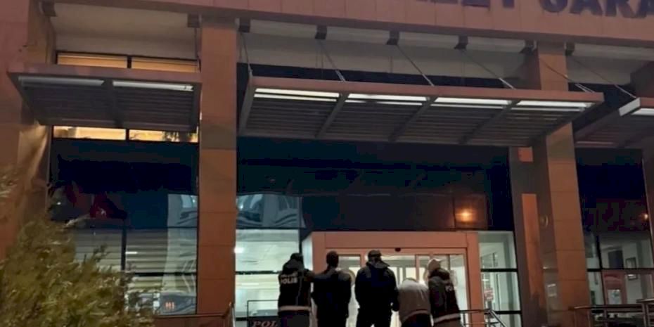 Adıyaman Kahta'da uyuşturucuya 4 tutuklama