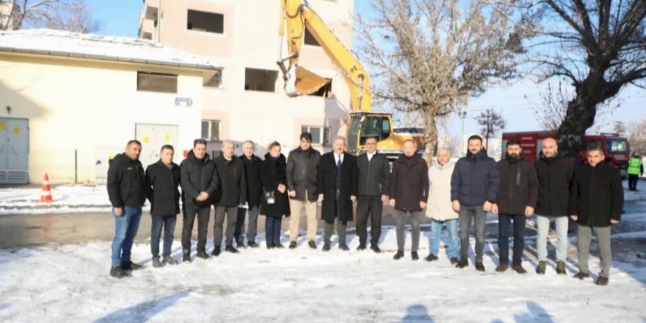 Kayseri Melikgazi Aydınlıkevler'de dönüşüm başladı