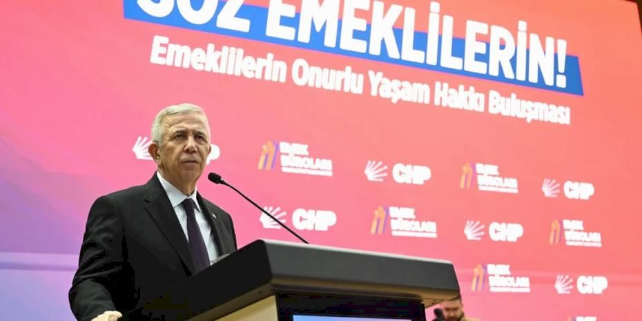 Mansur Yavaş emekliler buluşmasına katıldı