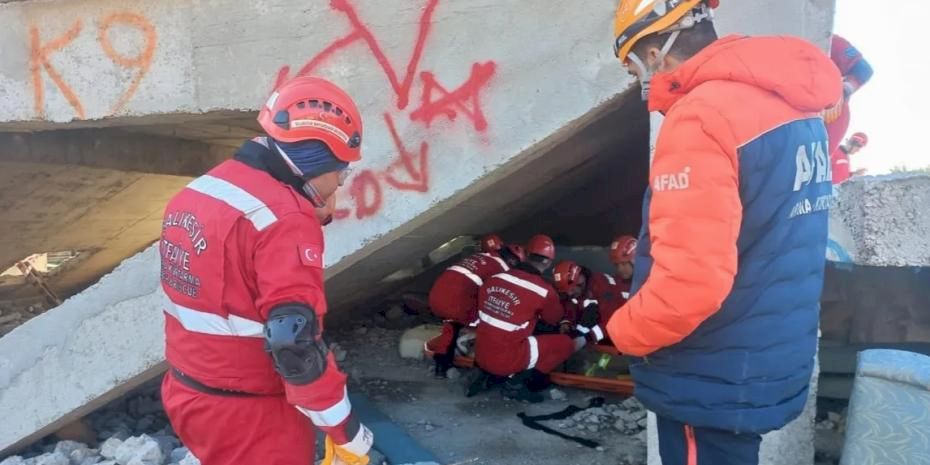 Balıkesir İtfaiyesi’nin kahramanları afetlere karşı güçleniyor