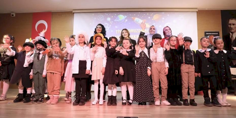 Minik öğrenciler Keçiören Belediyesi’nde bilimi sahneye taşıdı