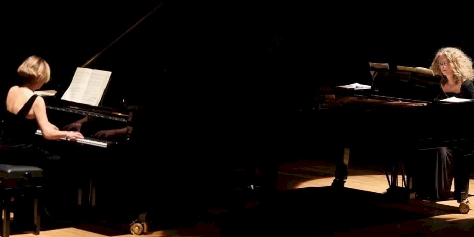 İzmir'de iki piyano, iki kültür