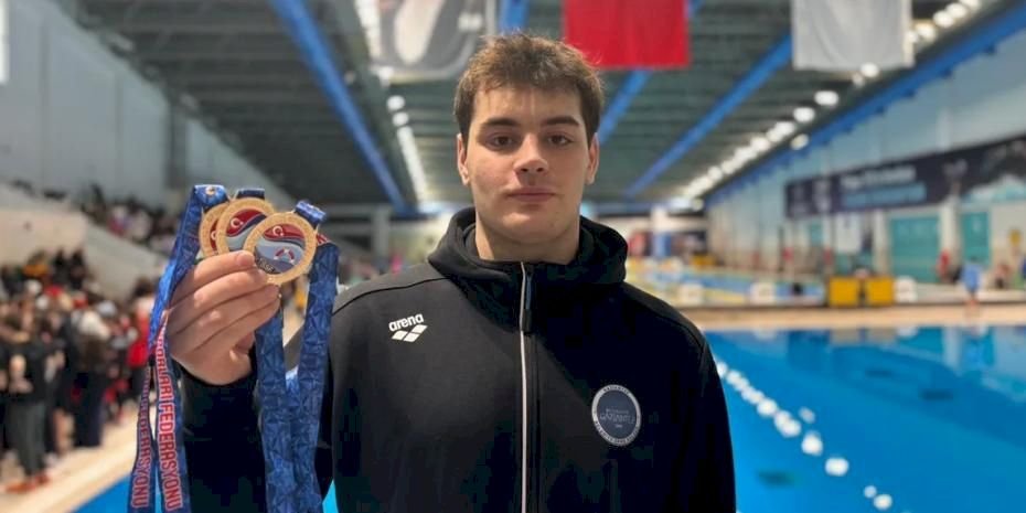 Gaziantep’in milli yüzücüsü Kaan Efe Kaya’dan 3 altın madalya