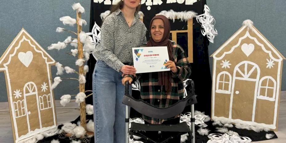 Sakarya'da Engelsiz Hobi Atölyelerinde karne sevinci