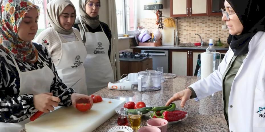 Konya KOMEK'te yeni dönem kayıtları başladı