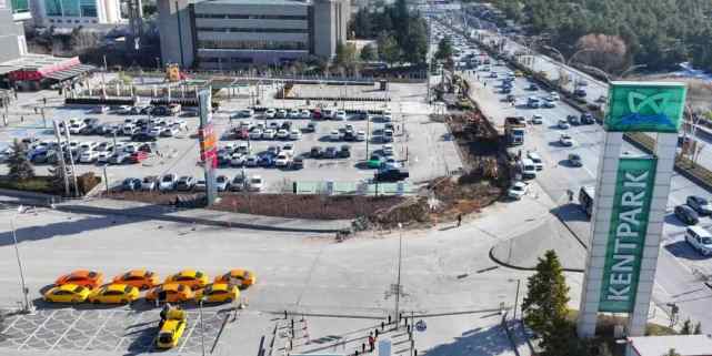 Başkentte AVM çıkışlarına trafik düzenlemesi