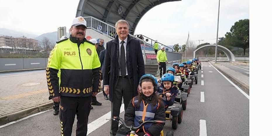 Oyak Renault'dan Gelecek İçin Güvenli Adımlar Projesi