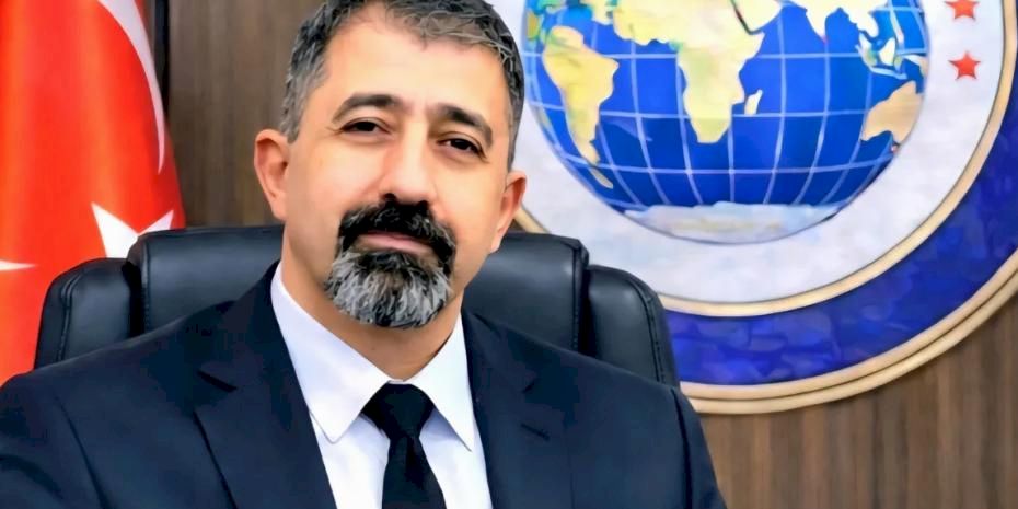 Dünya Türk Birliği Ege Bölge Başkanı'ndan Türk bayrağına yönelik saldırıya sert tepki