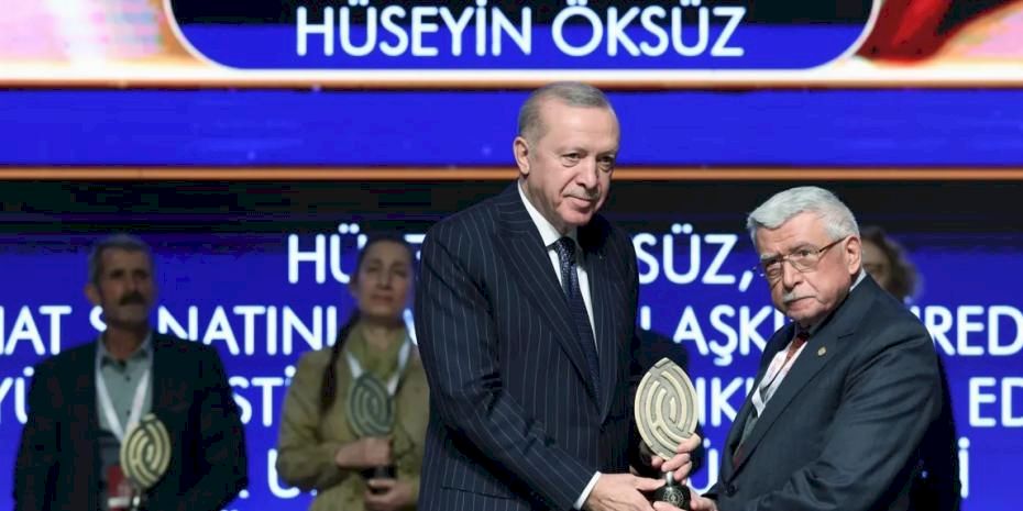 Dr. Hüseyin Öksüz’e ‘Yaşayan İnsan Hazineleri’ ödülü