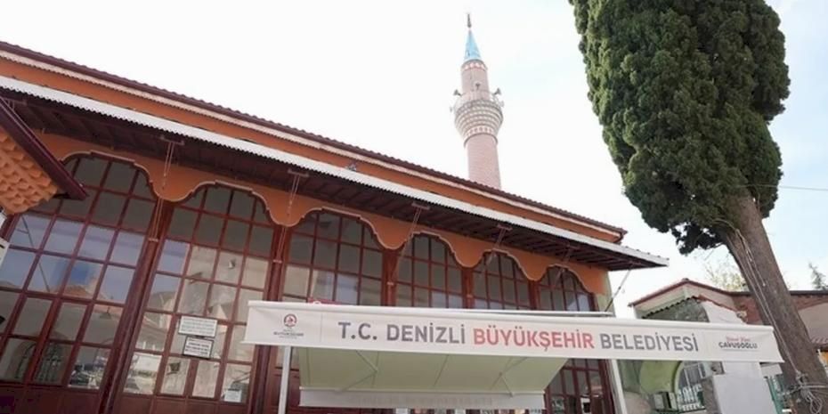 Denizli'de cami avlularına nefes aldıran hizmet