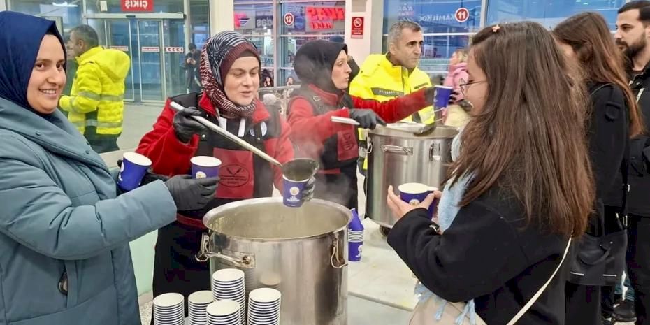 Sivas’ta son 20 yılın en yoğun karında belediye 7/24 görevde