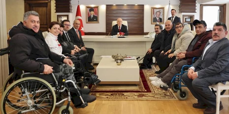 Erzurum'da Engelliler Meclisi'nden Başkan Sekmen'e ziyaret