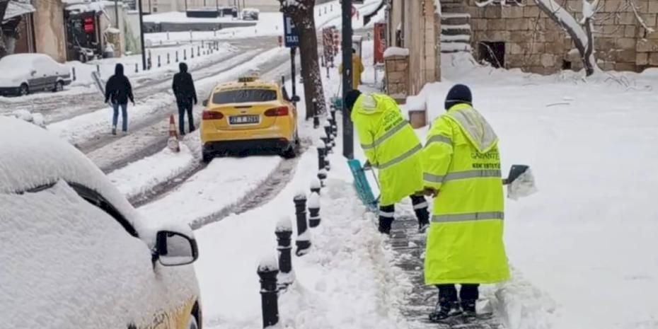 Gaziantep Büyükşehir’den kaldırımlarda yaya güvenliği için çalışma