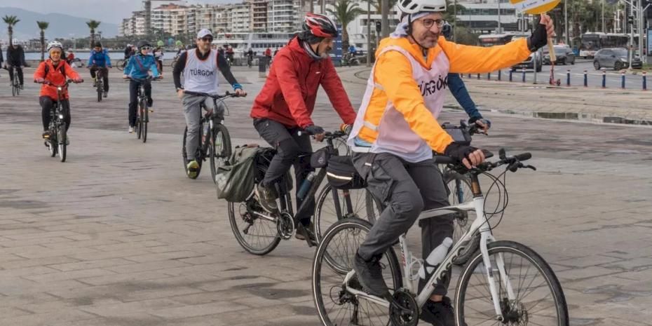 Pedallar, görme engellilerin kitaplara erişimine çevrildi