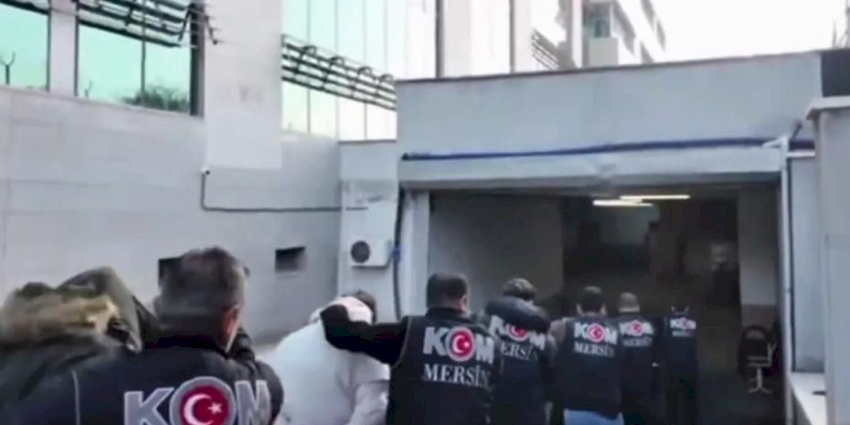 Mersin'de lavaş tekeline büyük darbe! 17 tutuklama, milyarlık hesaplara el konuldu