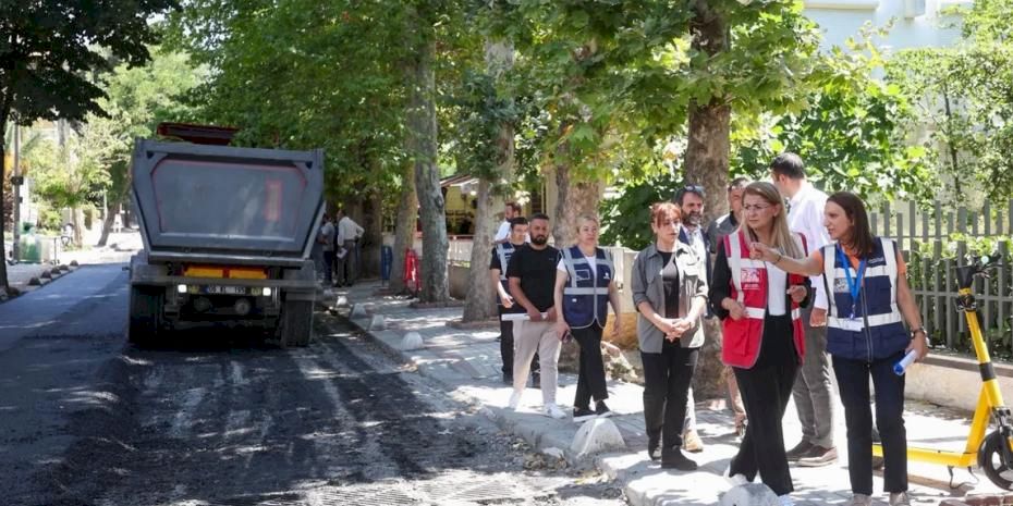 İstanbul Bakırköy'ün yolları yenileniyor, altyapısı güçleniyor