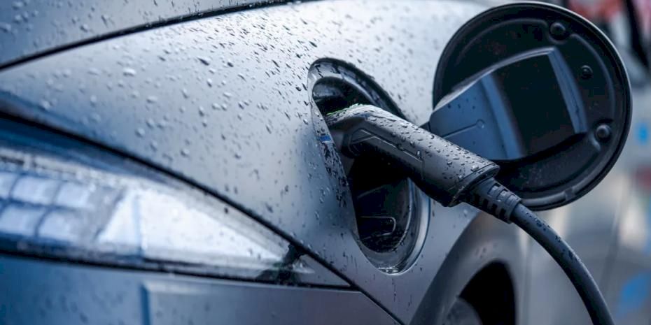 arabam.com'dan elektrikli araçlar için önemli hatırlatmalar