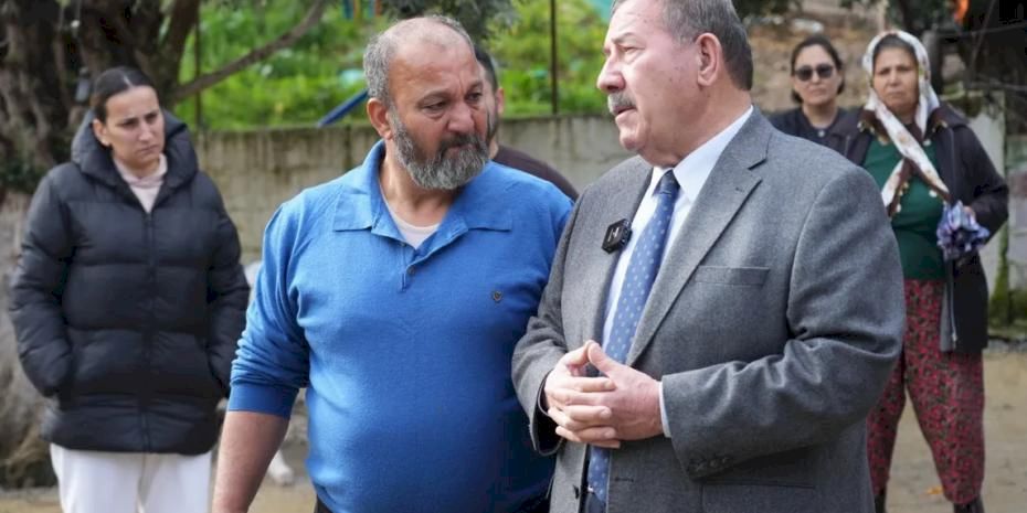 Muğla Milas'ta evi yanan aileye Başkan Topuz'dan konteyner ve ev tadilatı sözü