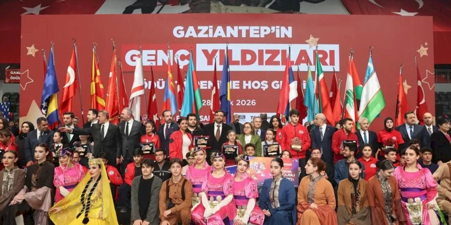 Gaziantep’in genç yıldızları ödüllerle onurlandırıldı