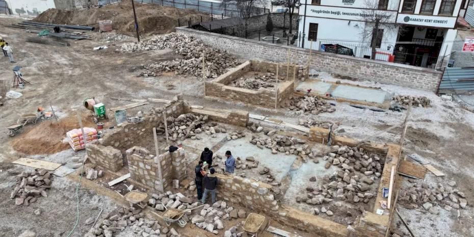 Konya Karatay’da 6 tescilli tarihi yapı yeniden ihya ediliyor