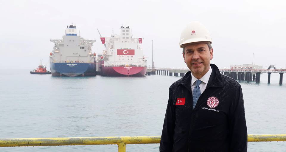 Ertuğrul Gazi FSRU’da kritik transfer... Türkiye'nin gazlaştırma kapasitesi 200 milyon metreküpe çıkıyor