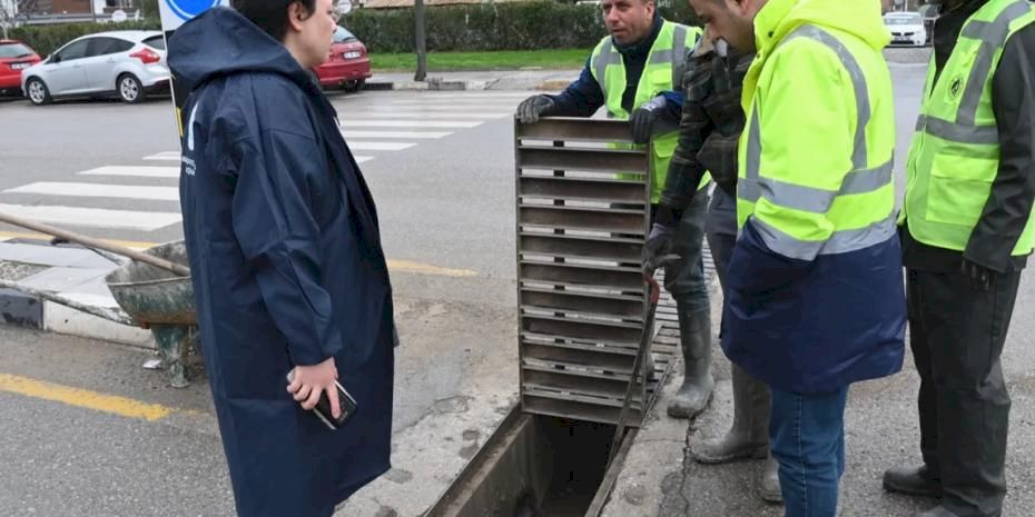 Büyükşehir ve MASKİ Ekipleri Bin Personel ile Sahada